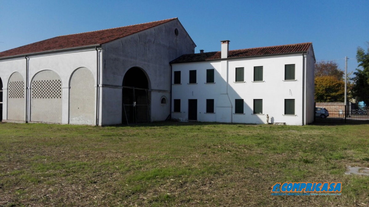  urbana vendita quart: urbana compricasa agenzia immobiliare