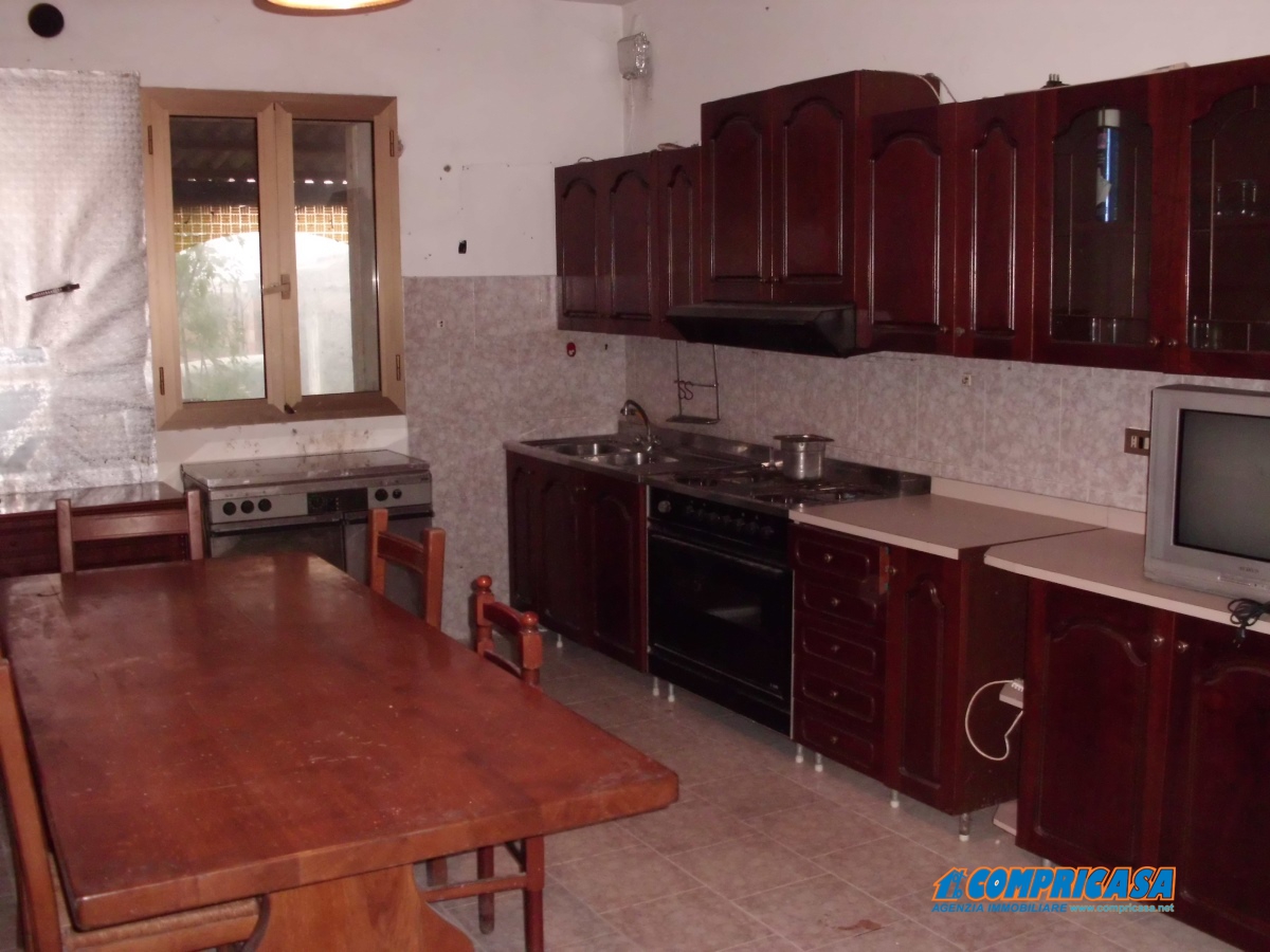 Villa Bifamiliare ITALIA vendita  Saletto  Compricasa Agenzia Immobiliare