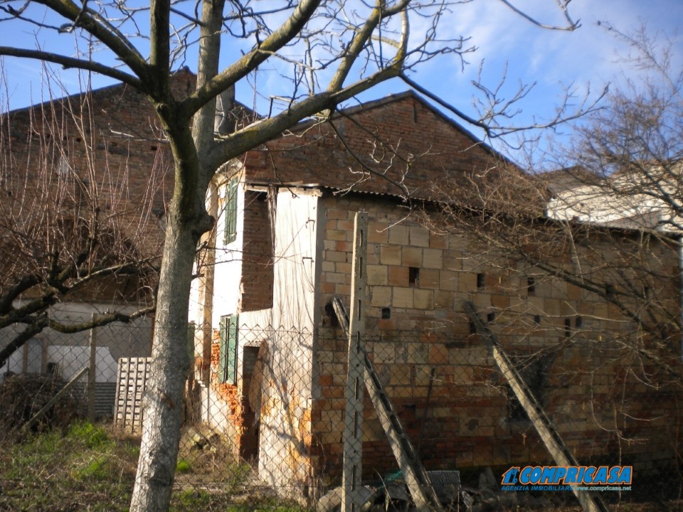 Rustico - Cascina CASALE DI SCODOSIA vendita  Casale di Scodosia  Compricasa Agenzia Immobiliare