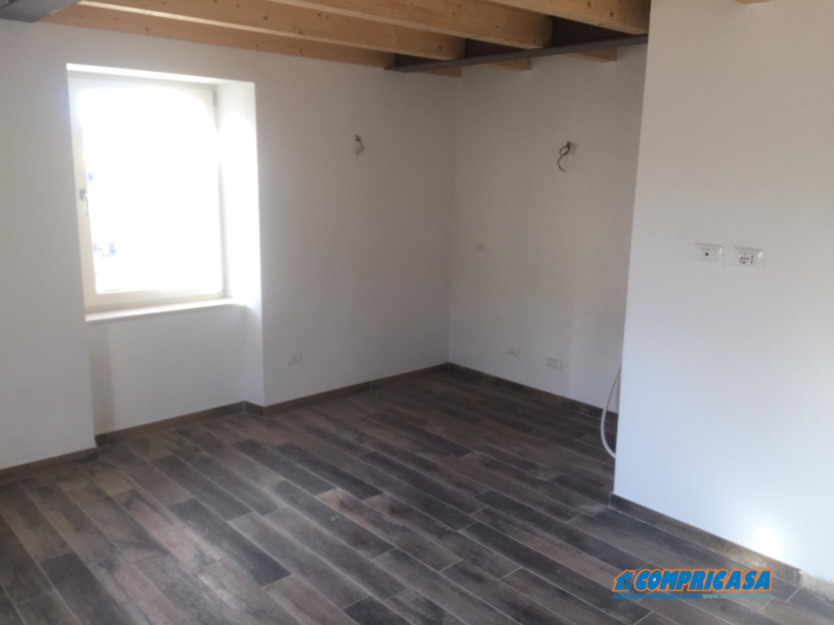 Appartamento SAN ZENO DI MONTAGNA vendita  San Zeno di Montagna  Compricasa Agenzia Immobiliare