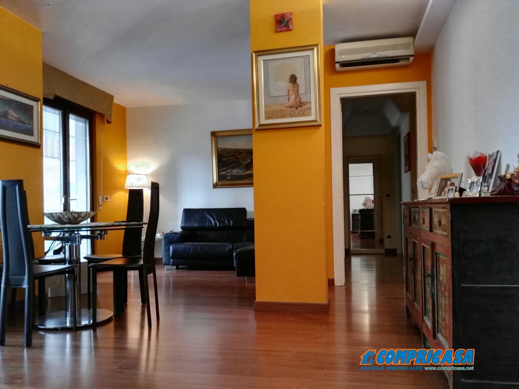 Appartamento VERONA vendita  Verona  Compricasa Agenzia Immobiliare