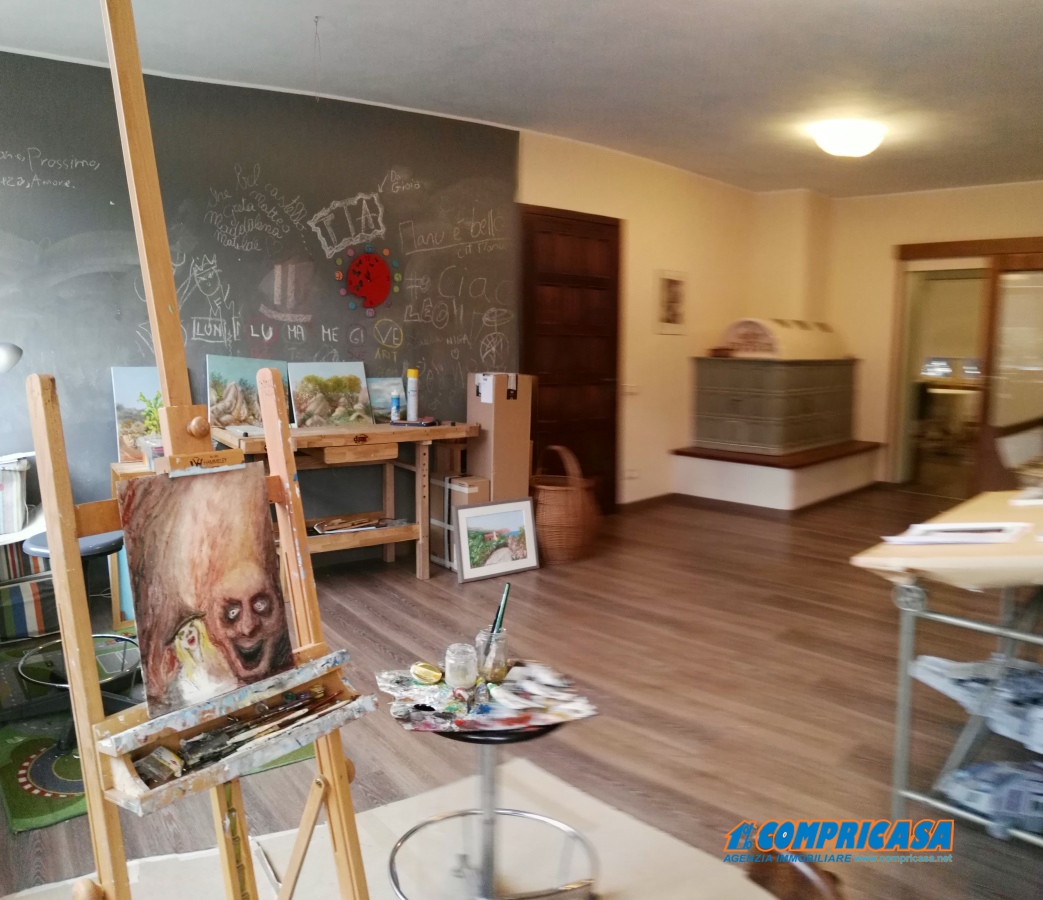 Villa GARDA vendita  Garda  Compricasa Agenzia Immobiliare