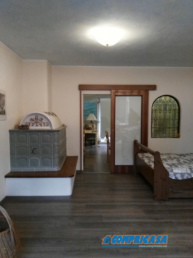 Villa GARDA vendita  Garda  Compricasa Agenzia Immobiliare