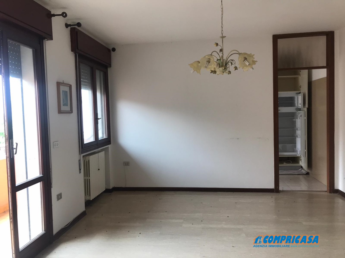 Appartamento MEGLIADINO SAN VITALE vendita  Megliadino San Vitale  Compricasa Agenzia Immobiliare