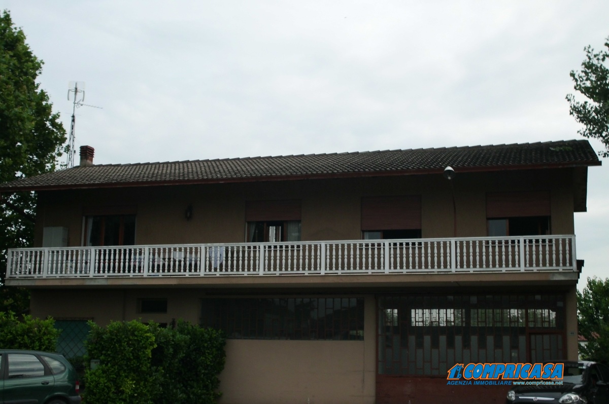 Appartamento MONTAGNANA affitto  Montagnana  Compricasa Agenzia Immobiliare