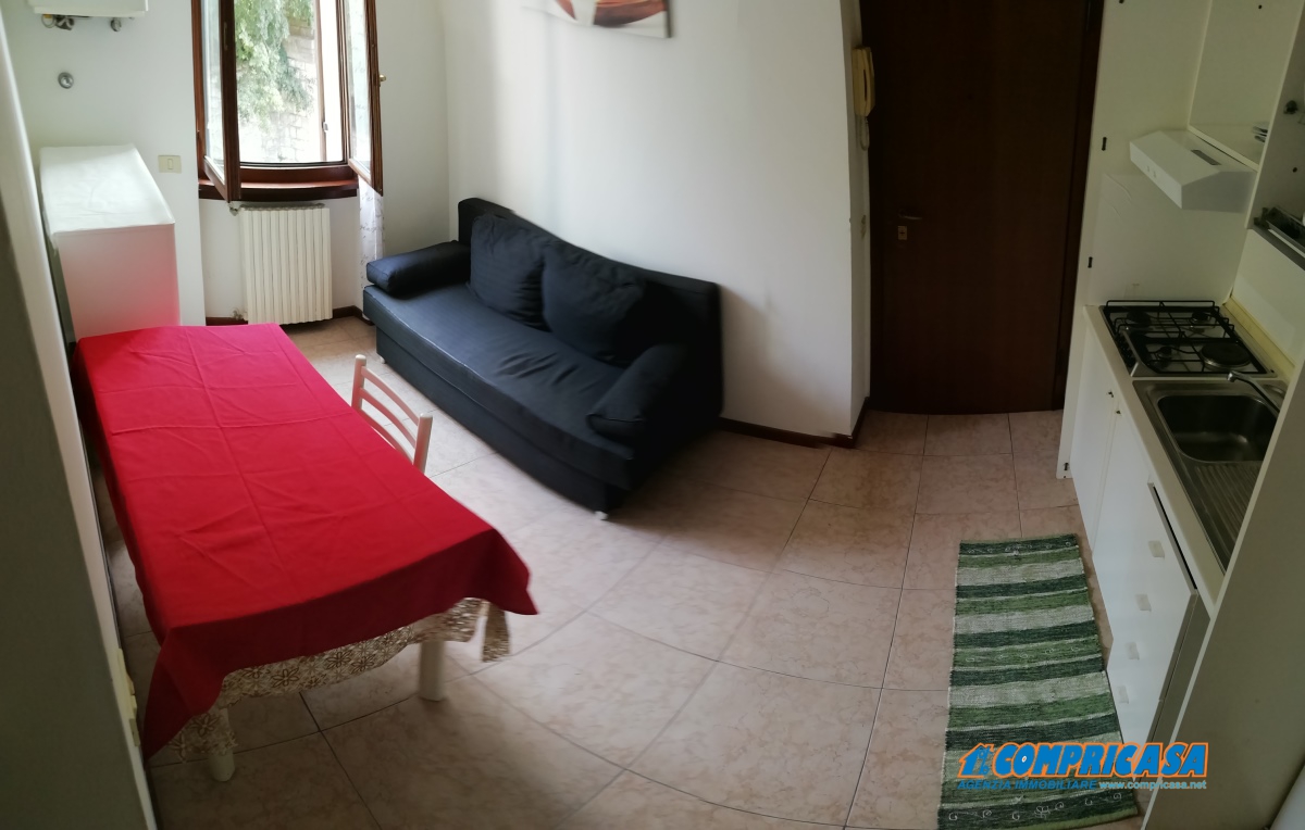 Appartamento BARDOLINO affitto  Bardolino  Compricasa Agenzia Immobiliare