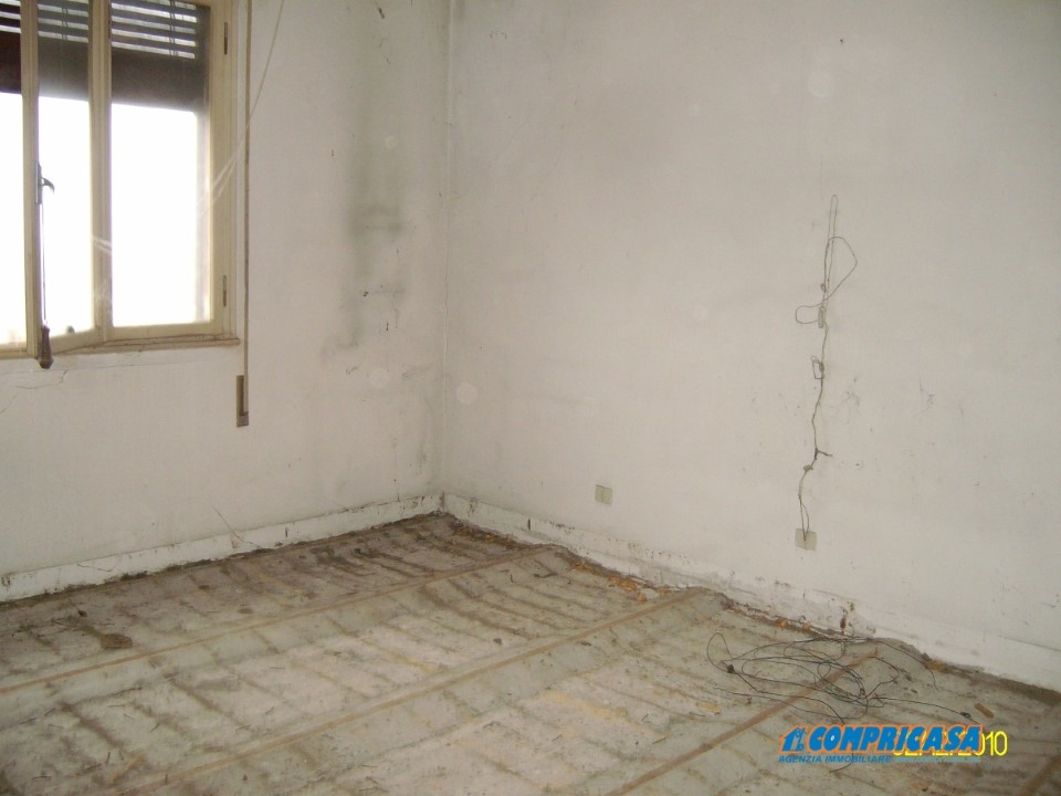 Rustico - Cascina SALETTO vendita  Saletto  Compricasa Agenzia Immobiliare