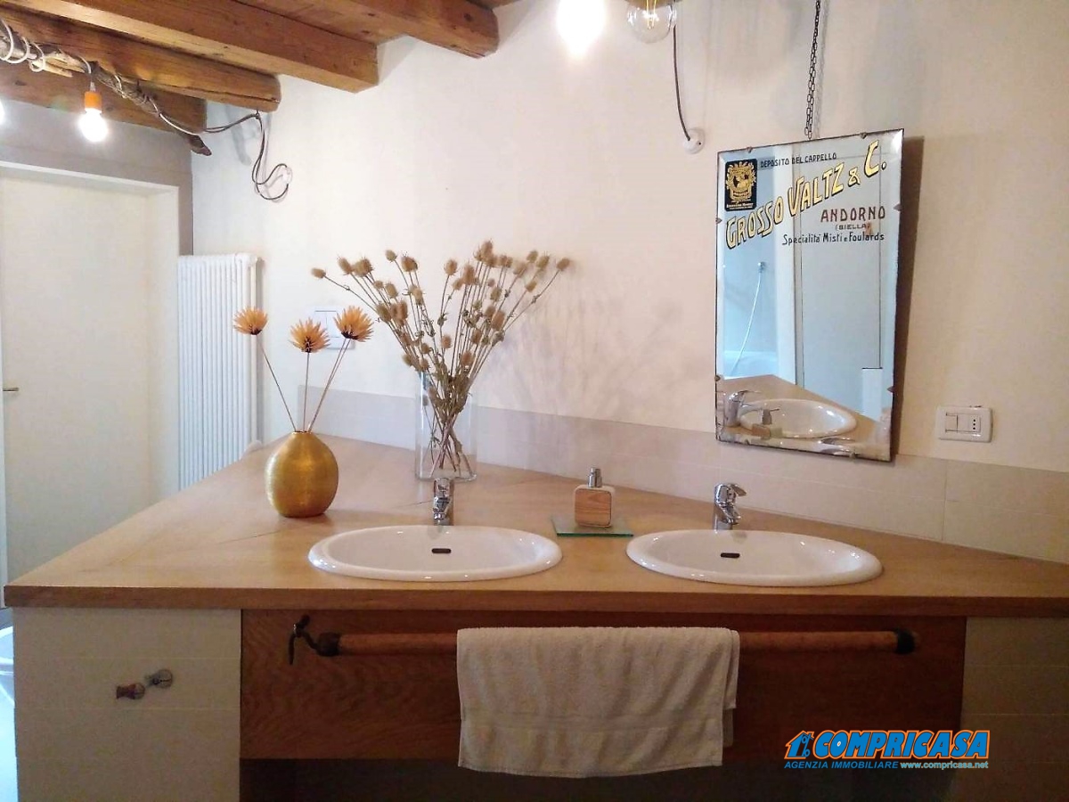 Stabile intero - Palazzo MONTAGNANA vendita  Montagnana  Compricasa Agenzia Immobiliare