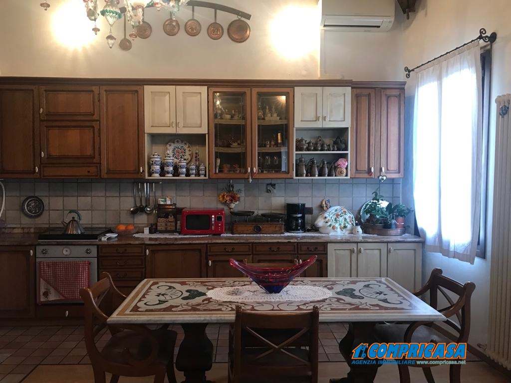 Appartamento MONTAGNANA vendita  Montagnana  Compricasa Agenzia Immobiliare