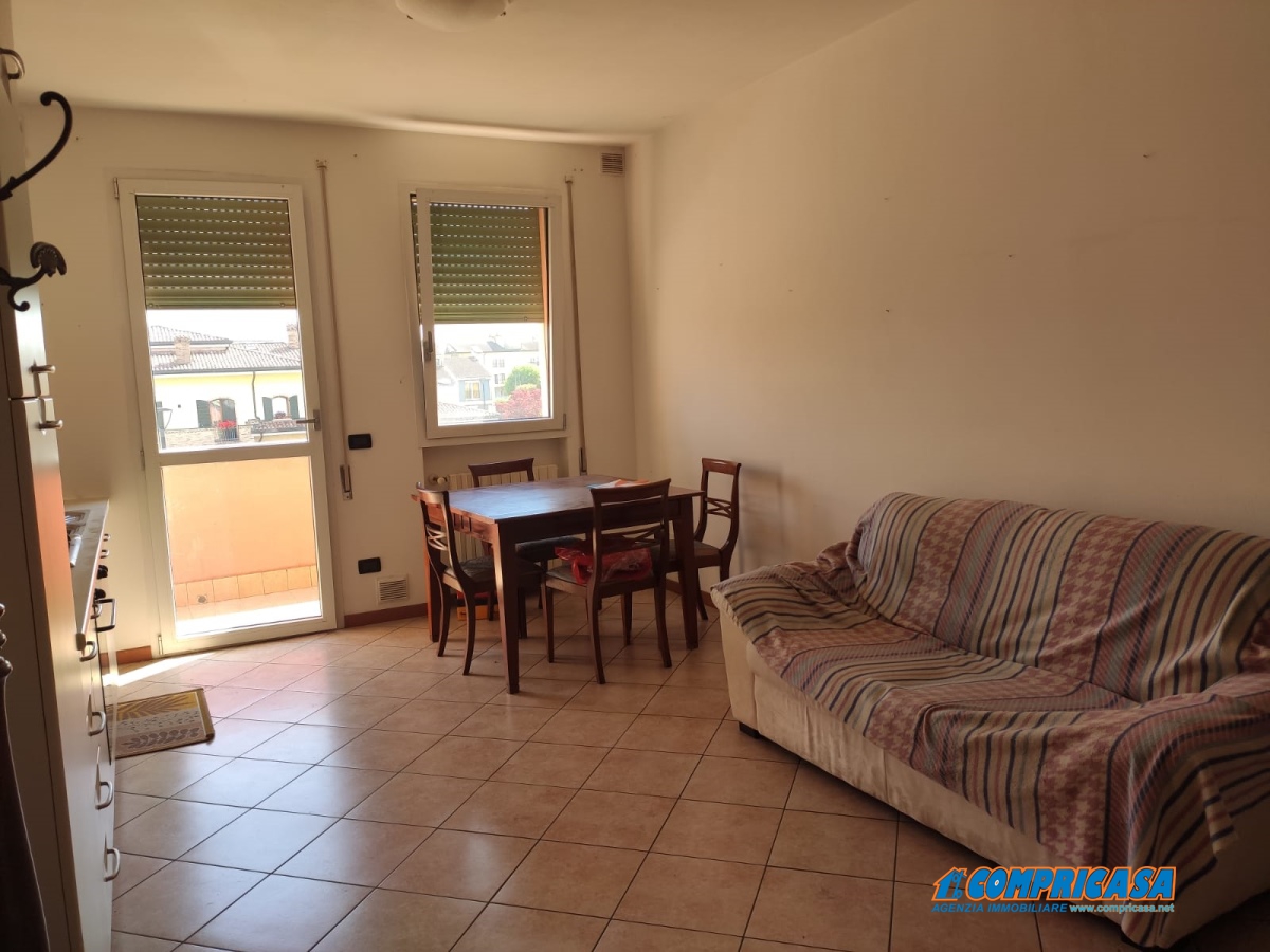 Appartamento CASALE DI SCODOSIA vendita  Casale di Scodosia  Compricasa Agenzia Immobiliare