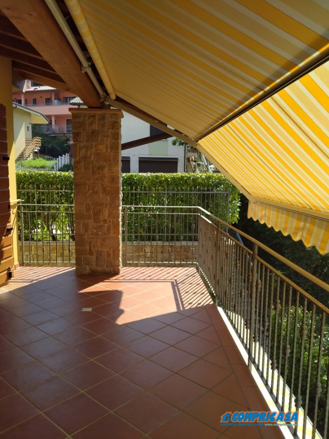 Appartamento SAN ZENO DI MONTAGNA vendita  San Zeno di Montagna  Compricasa Agenzia Immobiliare
