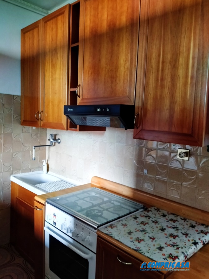 Appartamento BARDOLINO affitto  Calmasino  Compricasa Agenzia Immobiliare