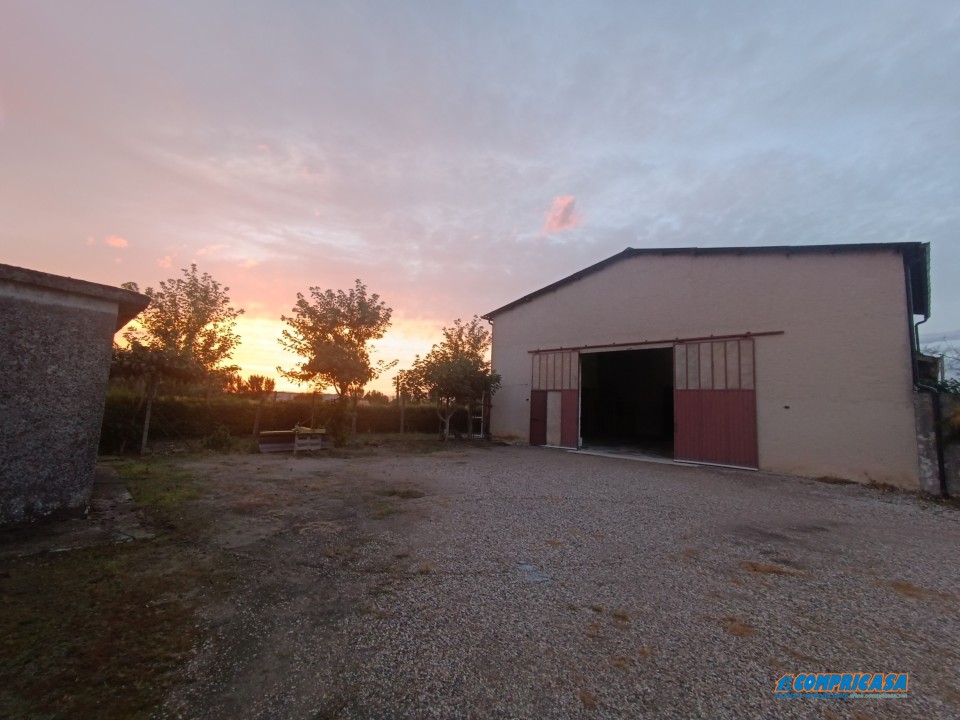 casa indipendente in vendita ad Urbana