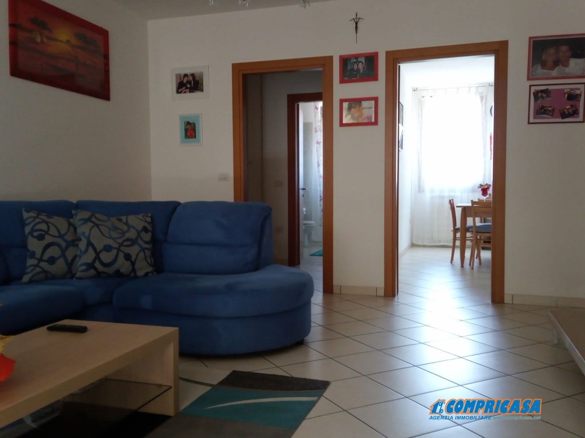 Villa Bifamiliare URBANA vendita  Urbana  Compricasa Agenzia Immobiliare