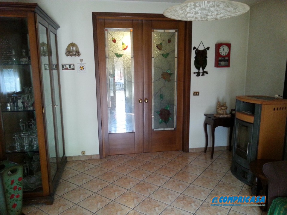 Villa Unifamiliare - Indipendente URBANA vendita  Urbana  Compricasa Agenzia Immobiliare