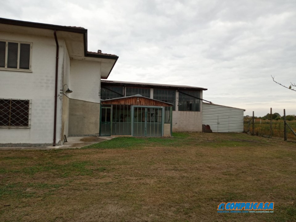 Villa Unifamiliare - Indipendente URBANA vendita  Urbana  Compricasa Agenzia Immobiliare