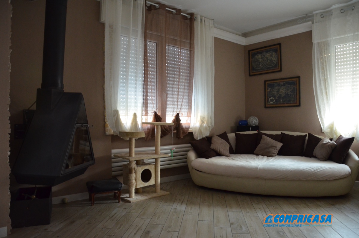 Villa MONTAGNANA vendita  Montagnana  Compricasa Agenzia Immobiliare
