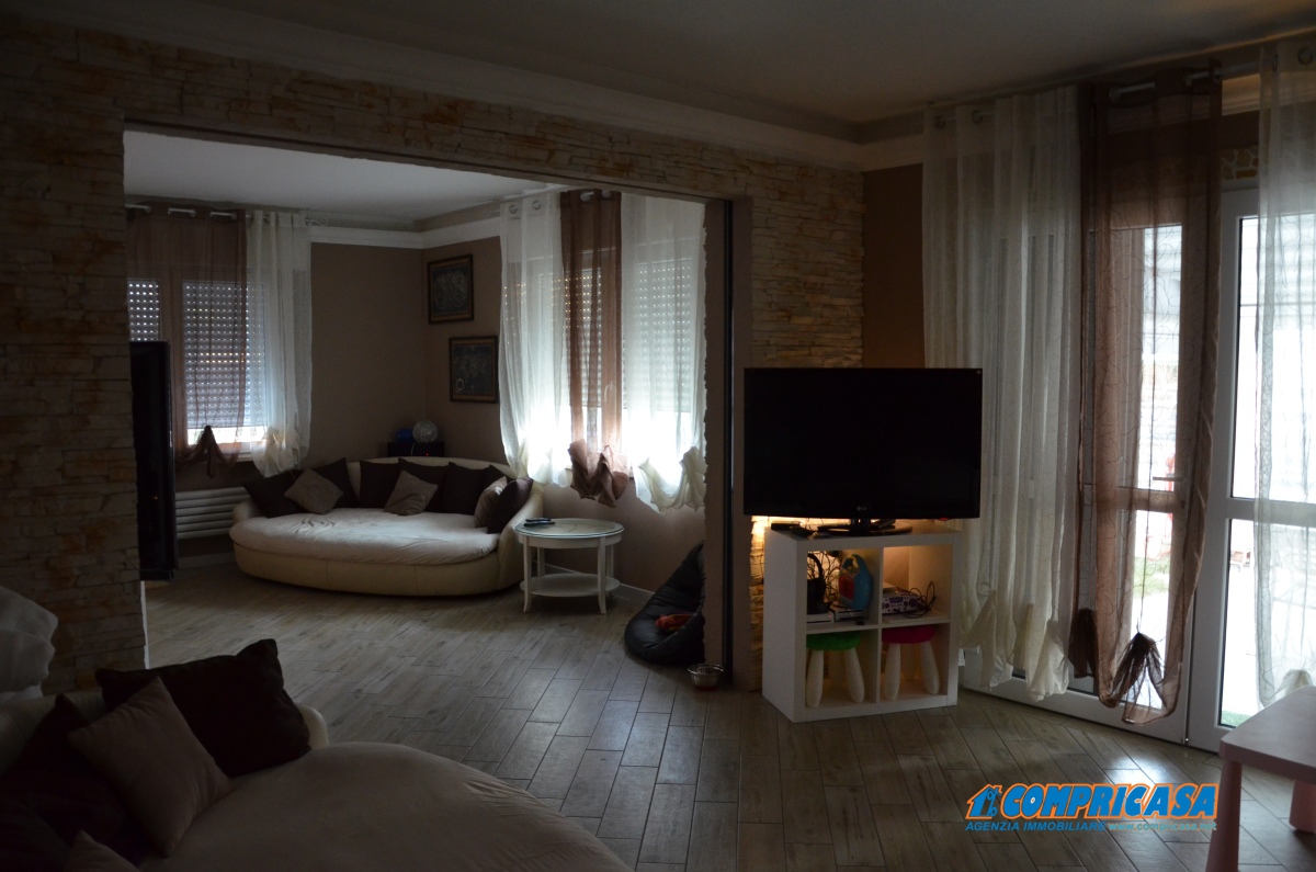 Villa MONTAGNANA vendita  Montagnana  Compricasa Agenzia Immobiliare