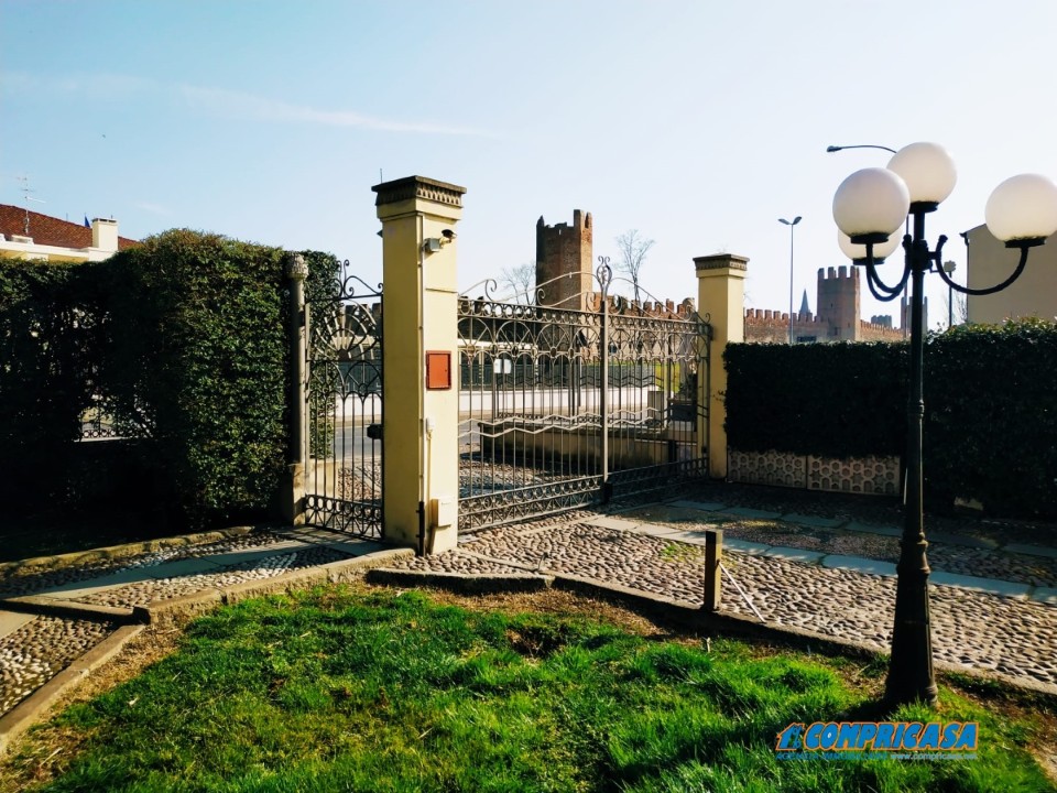 Villa MONTAGNANA vendita  Montagnana  Compricasa Agenzia Immobiliare